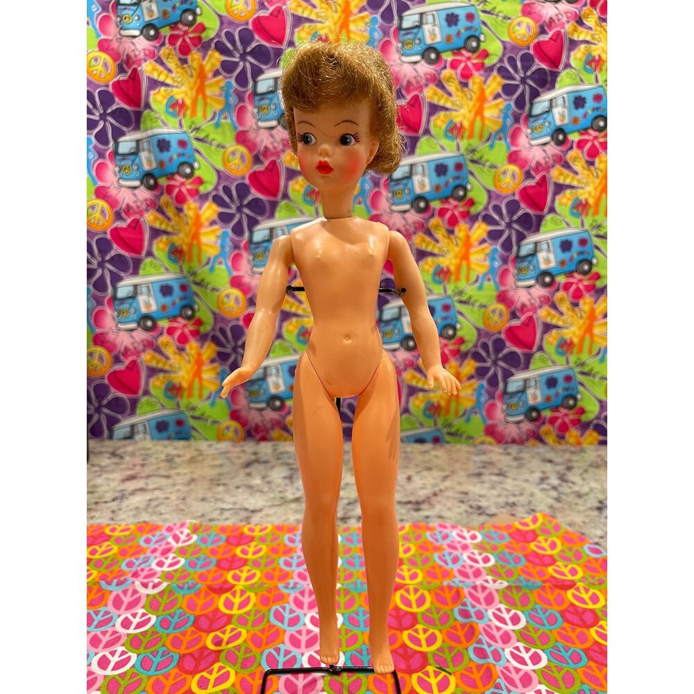 Vintage Tammy Doll Ideal Toys "the girl next door" Nude Fashion Doll
